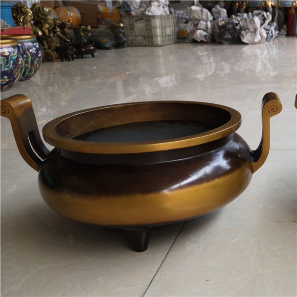 雙耳三足銅香爐雕塑