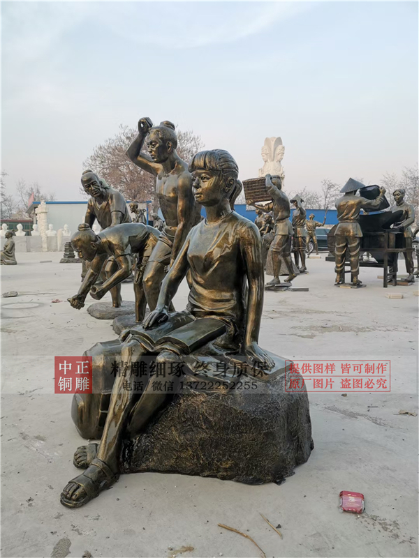 小孩讀書雕塑.jpg 小孩讀書雕塑.jpg