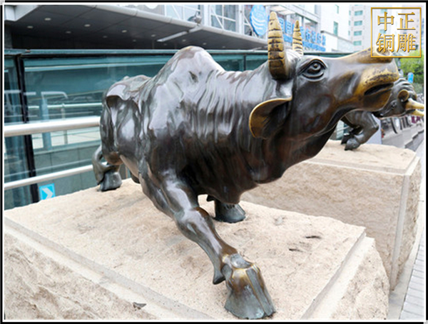 銅牛雕塑價格