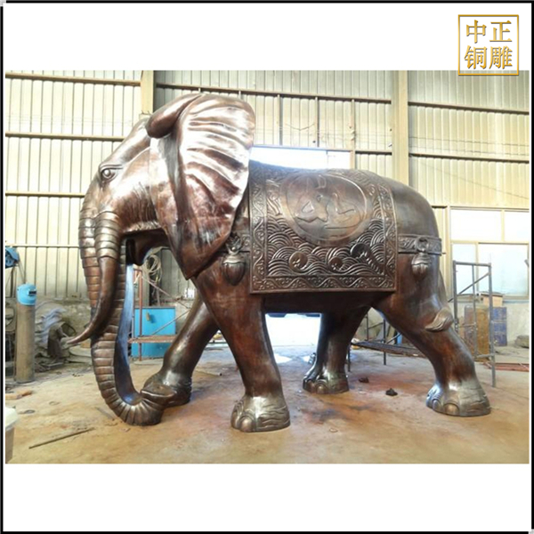 長鼻子銅大象.jpg 長鼻子銅大象.jpg