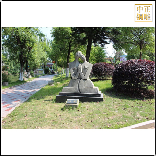 園林景觀雕塑制作.jpg 園林景觀雕塑制作.jpg