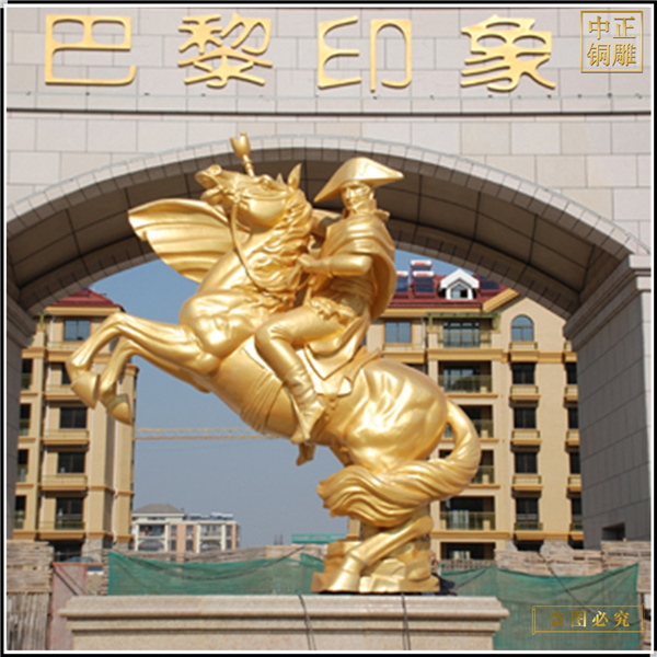 貼金小區騎馬人物雕塑價格