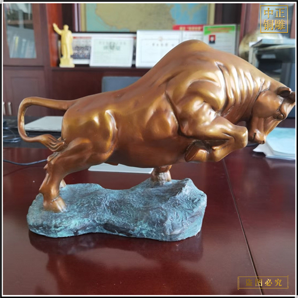 鑄銅牛雕塑制造廠